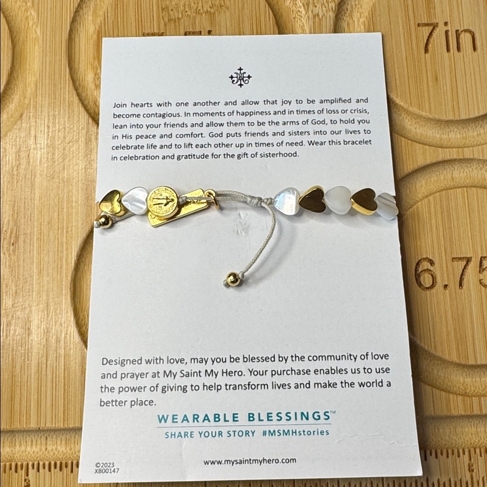 Sisters of The Heart Mother of Pearl & Gold tone Hearts Bracelet - Picture 10 of 13